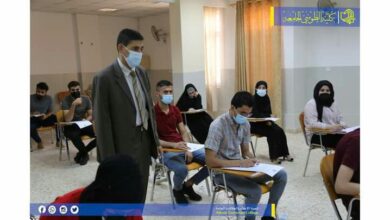 صورة استمرار الامتحانات النهائية الحضورية للسنة الدراسية ٢٠٢٠- ٢٠٢١ في كلية الطوسي الجامعة