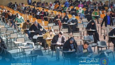 صورة متابعة سير الامتحانات في كلية الطوسي الجامعة