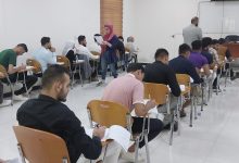صورة إجراء الامتحانات المشتركة بين الجامعة العراقية وكلية الرشيد الجامعة